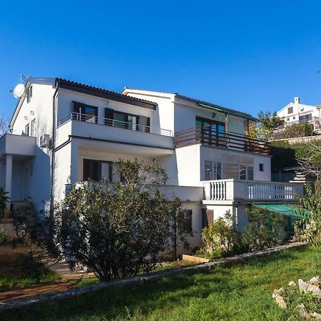 Apartments Karen Кърк Екстериор снимка